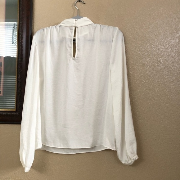 1.State Mock Neck Blouse Top Size Large - Picture 3 of 5